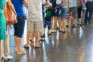 attraction with long line